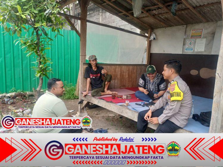 Bhabinkamtibmas Desa Talagasari Sambang Warga, Perkuat Kedekatan Polri dan Masyarakat Bhabinkamtibmas Desa Talagasari Sambang Warga, Perkuat Kedekatan Polri dan Masyarakat