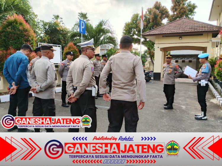 Polsek Cilegon Gelar Apel Pagi, Kompol Firman Hamid Ingatkan Disiplin dan Pelayanan Polsek Cilegon Gelar Apel Pagi, Kompol Firman Hamid Ingatkan Disiplin dan Pelayanan