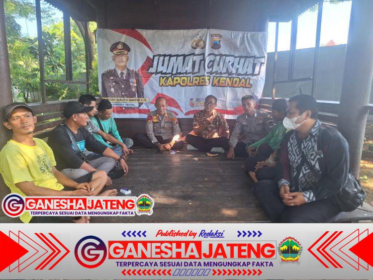 Lewat Jumat Curhat, Polres Kendal Serap Aspirasi Warga untuk Jaga Kamtibmas Lewat Jumat Curhat, Polres Kendal Serap Aspirasi Warga untuk Jaga Kamtibmas