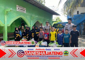 Dari Pasar Karanganyar ke Pesantren: Cara Polisi Kebumen Menyemai Solidaritas