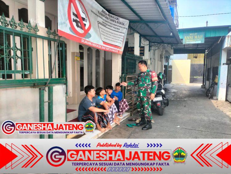 Peduli Generasi Muda, Babinsa Kemlayan Berikan Himbauan dan Edukasi Kepada Remaja Binaan Peduli Generasi Muda, Babinsa Kemlayan Berikan Himbauan dan Edukasi Kepada Remaja Binaan