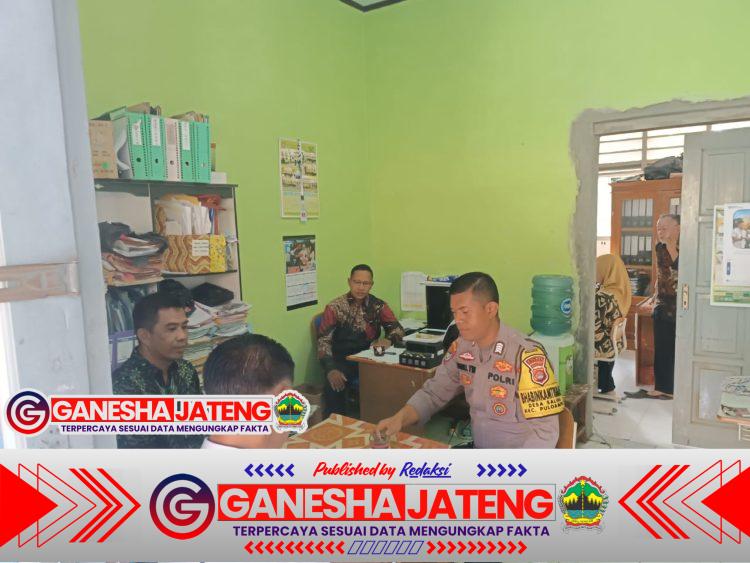 Bhabinkamtibmas Polsek Puloampel jumpai warganya guna bangun komunikasi yang positif