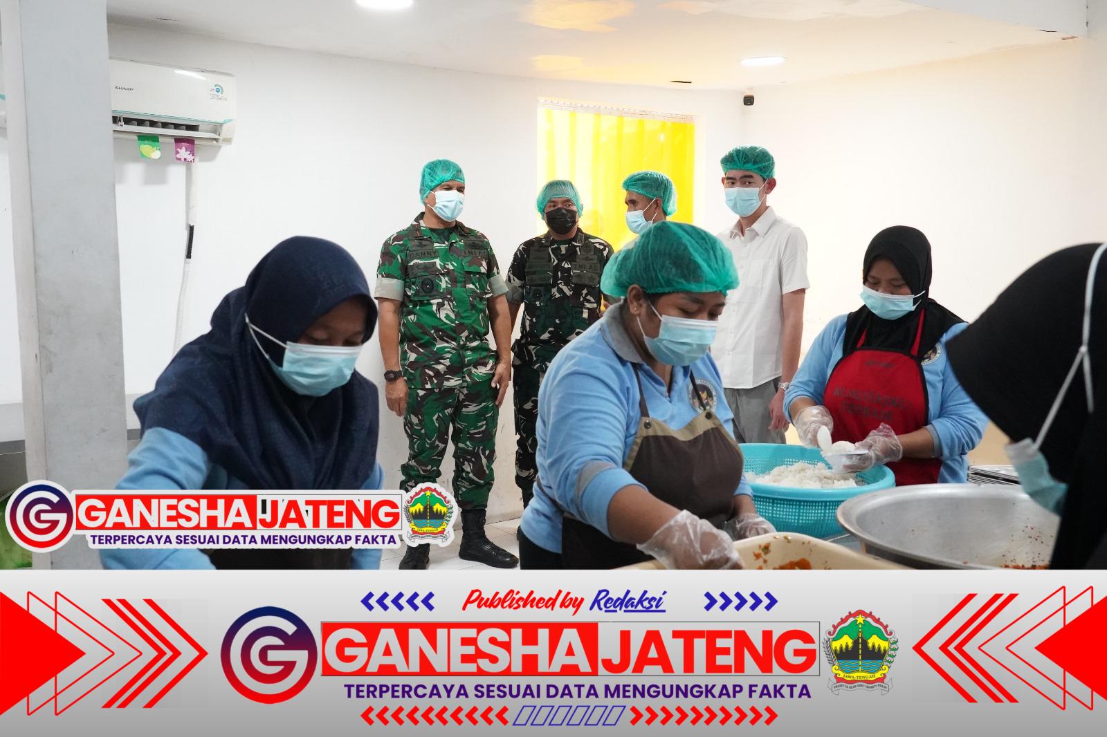 Danrem 084/Bhaskara Jaya Tinjau Langsung Progam Makan Bergizi Gratis di Surabaya Danrem 084/Bhaskara Jaya Tinjau Langsung Progam Makan Bergizi Gratis di Surabaya
