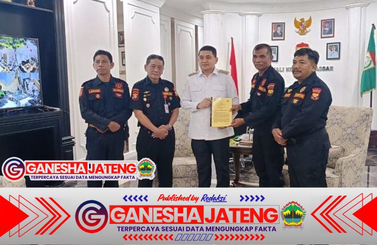 Pererat Hubungan Kerja, Pengurus Senkom Mitra Polri Kota Makassar Audiensi dengan Walikota