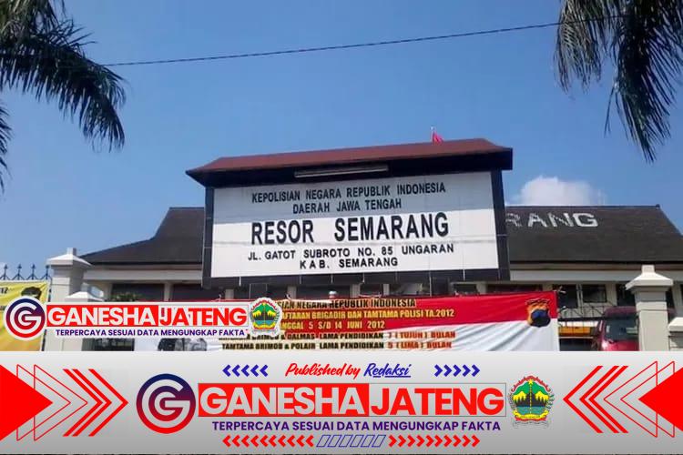 Salah Satu Oknum Polisi POLRES Semarang Diduga Melangar SOP Penangkapan. . Salah Satu Oknum Polisi POLRES Semarang Diduga Melangar SOP Penangkapan. .