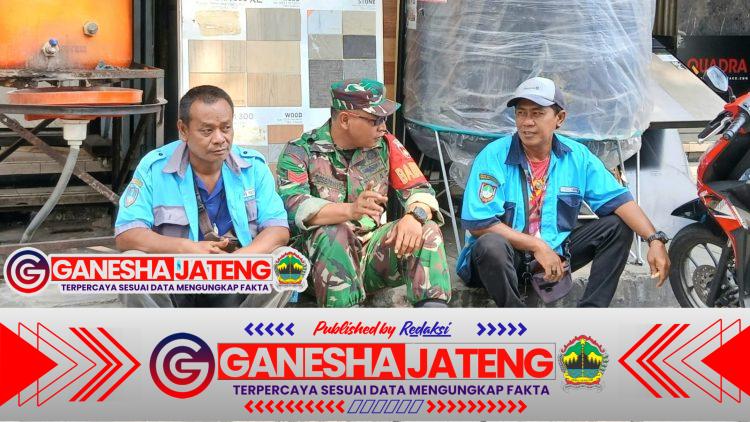 Babinsa Kratonan Himbau Keamanan dan Ketertiban Kepada Petugas Parkir