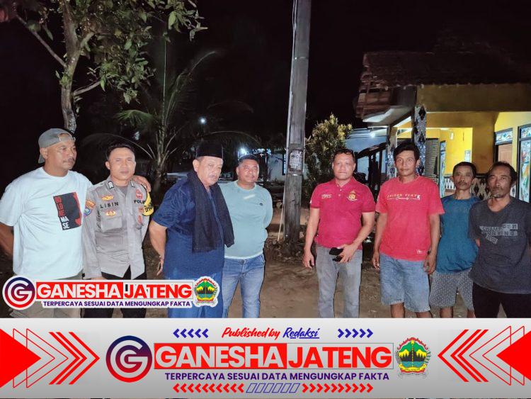 Kapolsek Dukuhseti Turun Tangan Redakan Gejolak Warga Puncel soal Pemadaman Listrik PLN Kapolsek Dukuhseti Turun Tangan Redakan Gejolak Warga Puncel soal Pemadaman Listrik PLN