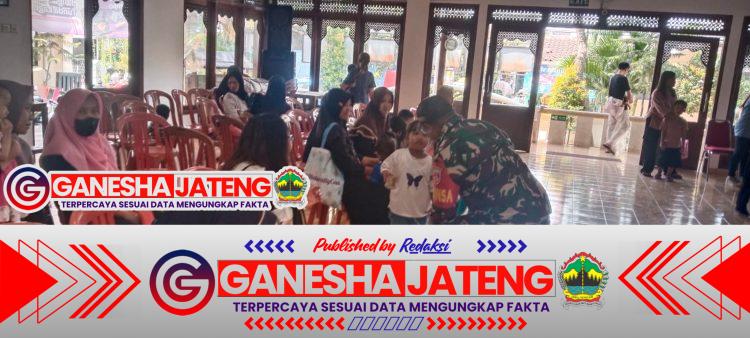 Peran Aktif Babinsa Joyotakan Bantu Posyandu Balita Peran Aktif Babinsa Joyotakan Bantu Posyandu Balita