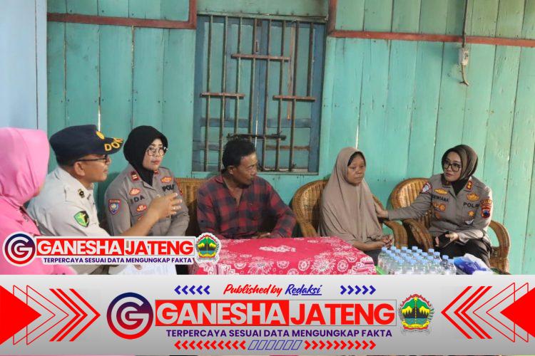 Kapolres Sragen Kunjungi Tiga Anggota Sakit Menahun, Tangis Haru Pecah di Rumah Kontrakan Kapolres Sragen Kunjungi Tiga Anggota Sakit Menahun, Tangis Haru Pecah di Rumah Kontrakan