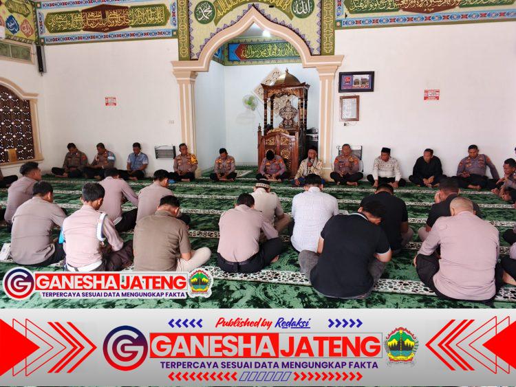 Polres Tulang Bawang Gelar Binrohtal Untuk Tingkatkan Iman dan Takwa Personel Polres Tulang Bawang Gelar Binrohtal Untuk Tingkatkan Iman dan Takwa Personel