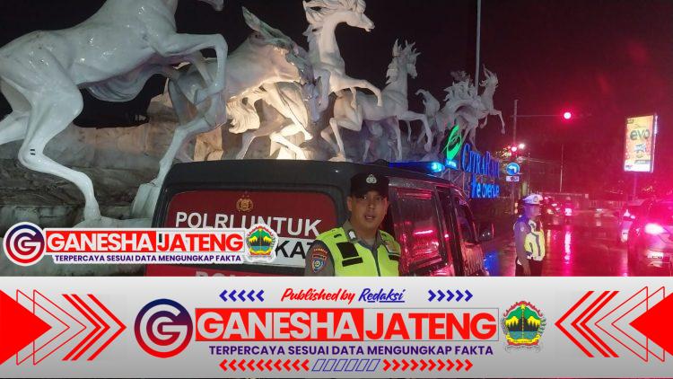 Polsek Cikupa Gelar Patroli Malam Antisipasi Gangguan Kamtibmas di Wilayah Citra Raya Polsek Cikupa Gelar Patroli Malam Antisipasi Gangguan Kamtibmas di Wilayah Citra Raya