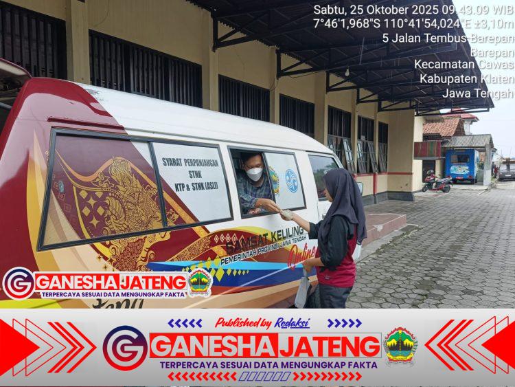 "Polantas Menyapa” Hadir di Cawas, Satlantas Polres Klaten Jemput Bola Lewat Pelayanan Samsat Keliling “Polantas Menyapa” Hadir di Cawas, Satlantas Polres Klaten Jemput Bola Lewat Pelayanan Samsat Keliling