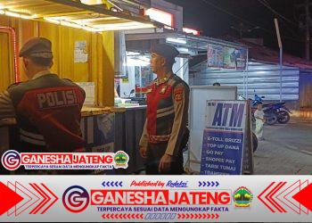 Sat Samapta Polres Tulang Bawang Barat Intensifkan Patroli Malam Hari, Wujudkan Keamanan dan Kenyamanan Warga Sat Samapta Polres Tulang Bawang Barat Intensifkan Patroli Malam Hari, Wujudkan Keamanan dan Kenyamanan Warga