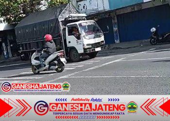 Truck Lawan Arus di Jalan Ngaglik, Satlantas Polrestabes Surabaya Dituding Lalai Saat Jam Rawan Macet