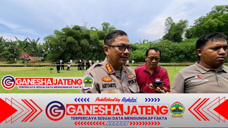 Bidhumas Polda Jateng Rayakan HUT Humas Polri ke-74 dengan Olahraga Menembak Bersama Wartawan Bidhumas Polda Jateng Rayakan HUT Humas Polri ke-74 dengan Olahraga Menembak Bersama Wartawan