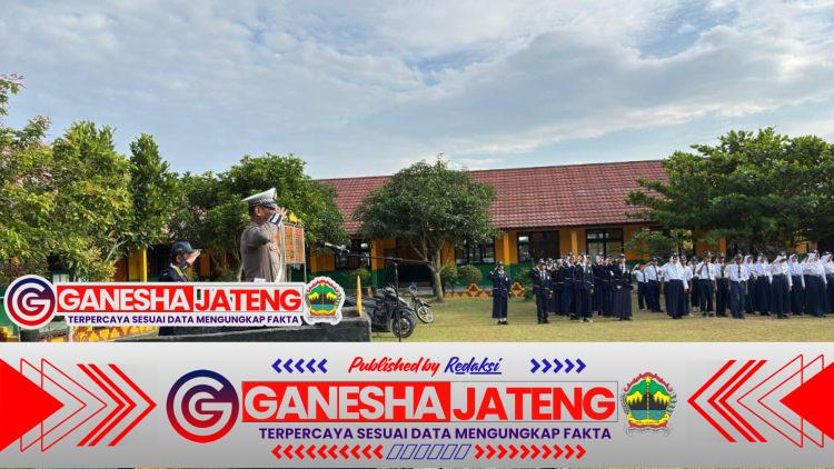 Polisi Goes To School : Satlantas Polres Tulang Bawang Tanamkan Disiplin Berlalu Lintas Sejak Dini