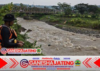 Air Tenang Berubah Maut: 6 Mahasiswa KKN UIN Walisongo Terseret Banjir Bandang di Kendal, 3 Tewas, 3 Belum Ditemukan