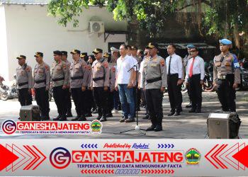 Polresta Surakarta Gelar Apel Kebangsaan Bersama Serikat Pekerja dan Buruh Kota Surakarta Polresta Surakarta Gelar Apel Kebangsaan Bersama Serikat Pekerja dan Buruh Kota Surakarta