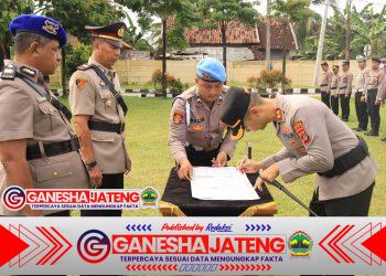 Polres Tulang Bawang Gelar Sertijab Kasat Polair dan Kapolsek, Momentum Penyegaran dan Peningkatan Kinerja Polres Tulang Bawang Gelar Sertijab Kasat Polair dan Kapolsek, Momentum Penyegaran dan Peningkatan Kinerja