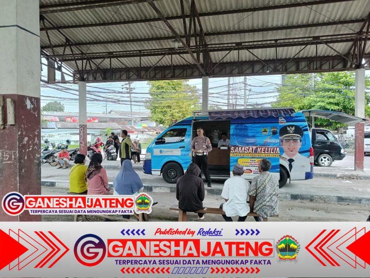 Samsat Keliling Satlantas Polres Klaten Hadir di Wonosari, Permudah Warga Bayar Pajak Kendaraan Bermotor Samsat Keliling Satlantas Polres Klaten Hadir di Wonosari, Permudah Warga Bayar Pajak Kendaraan Bermotor