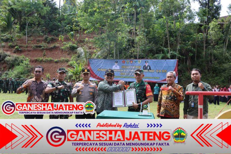 Sinergi TNI–Polri dan Pemkab Wonogiri Sukses Tutup TMMD Sengkuyung Tahap IV Tahun 2025 di Karangtengah