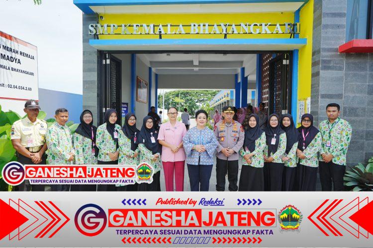 Kapolri Singgung Wujudkan Generasi Emas Usai Tinjau SMP Kemala Bhayangkari Karanganyar