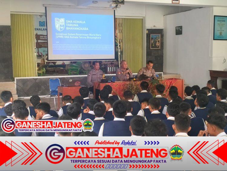 Polres Magelang Kota Sosialisasikan Penerimaan Murid Baru SMA Kemala Taruna Bhayangkara di SMP Negeri 1 Kota Magelang 