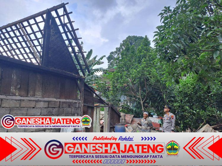 Polres Semarang Gelar Bhakti Sosial Bantu Warga Terdampak Puting Beliung di Pringapus dan Bergas