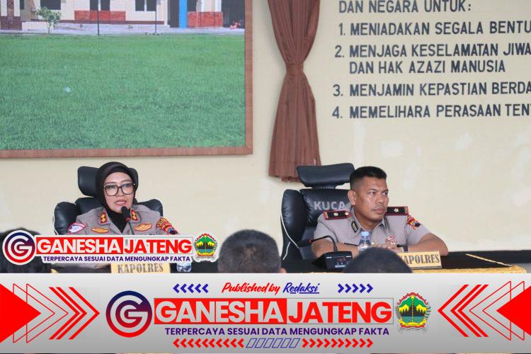 Operasi Zebra Candi 2025 Bakal Digelar, Kapolres Sragen: Petugas Harus Humanis dan Sesuai SOP Operasi Zebra Candi 2025 Bakal Digelar, Kapolres Sragen: Petugas Harus Humanis dan Sesuai SOP