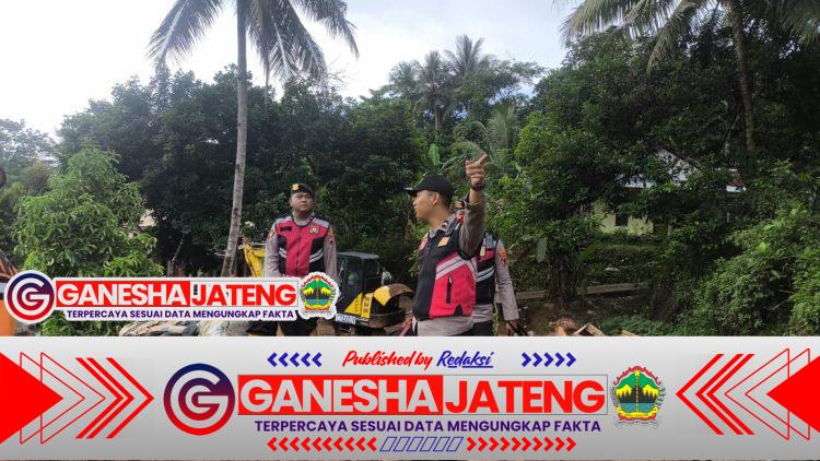 Polda Jateng Sebut Peran Vital Unit K9 Temukan 7 Jenazah Baru Dari Balik Longsoran Polda Jateng Sebut Peran Vital Unit K9 Temukan 7 Jenazah Baru Dari Balik Longsoran