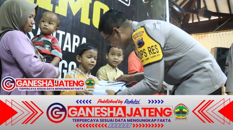 Syukuran HUT Brimob, Polres Purbalingga Berbagi Kasih dengan Anak Yatim Piatu Syukuran HUT Brimob, Polres Purbalingga Berbagi Kasih dengan Anak Yatim Piatu