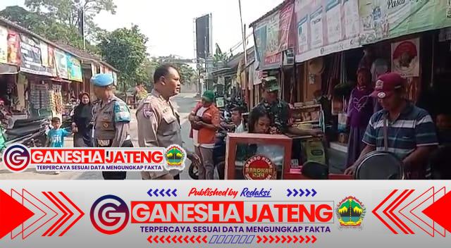 Ciptakan Kondisi Aman Babinsa dan Bhabinkamtibmas Patroli Bersama Ciptakan Kondisi Aman Babinsa dan Bhabinkamtibmas Patroli Bersama