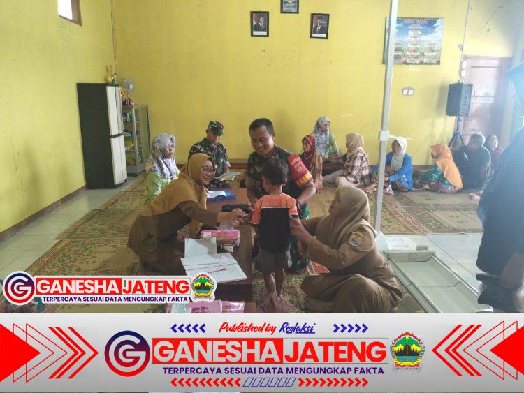 Babinsa Pantau Tumbuh Kembang Balita dan Identifikasi Gangguan Pertumbuhan Anak Babinsa Pantau Tumbuh Kembang Balita dan Identifikasi Gangguan Pertumbuhan Anak