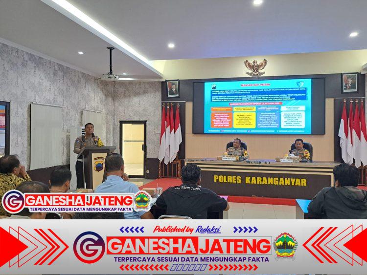 Sambut Natal 2025 dan Tahun Baru 2026, Polres Karanganyar Gelar Rakor Kesiapan Operasi Lilin 2025 Sambut Natal 2025 dan Tahun Baru 2026, Polres Karanganyar Gelar Rakor Kesiapan Operasi Lilin 2025