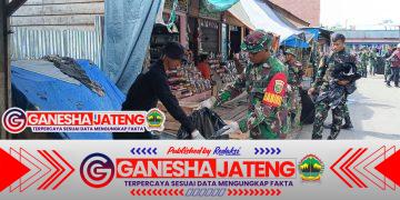 Sambut Bulan Kasih Natal, Kodim 1710/Mimika Gelar Karya Bakti Bersihkan Lingkungan Pasar