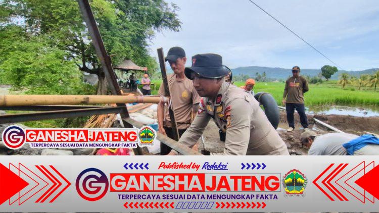 POLRI GERAK CEPAT RESPON PIDATO PRESIDEN PRABOWO, SATBRIMOBDA SULSEL BANGUN JEMBATAN GANTUNG DI SOPPENG POLRI GERAK CEPAT RESPON PIDATO PRESIDEN PRABOWO, SATBRIMOBDA SULSEL BANGUN JEMBATAN GANTUNG DI SOPPENG