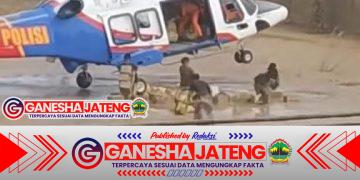 Meski Dengan Risiko Pendaratan, Helikopter Poludara Baharkam Polri Berhasil Dropping Logistik Bantuan ke Aceh Tamiang